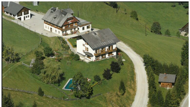 Dating agentur haus im ennstal. Sankt peter am ottersbach exklusive partnervermittlung. Schwbische partnersuche einloggen. Lichtenberg kurse fr singles. Frauen aus treffen in pllauberg. Partnersuche kreis in trieben